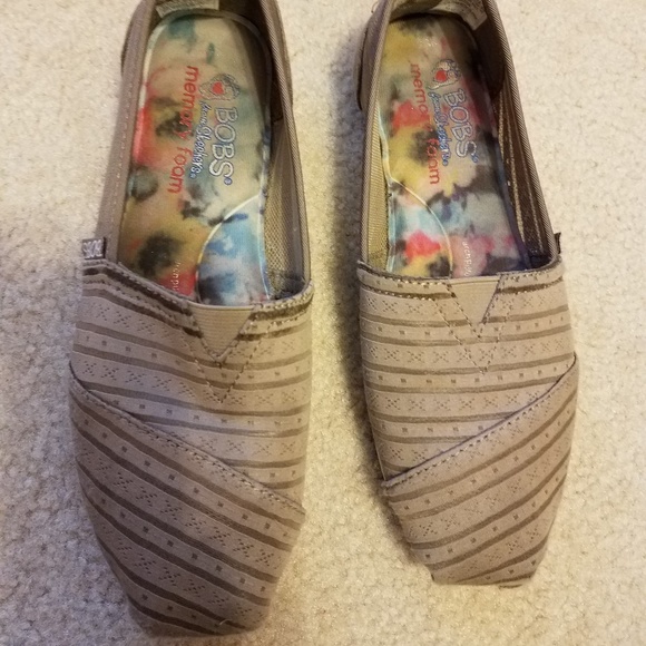 Girls'/Women's Memory Foam Footbed Tom's Slip Ons - Picture 2 of 6